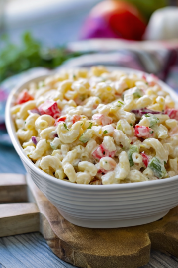 Classic Creamy Macaroni Salad