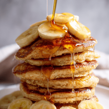 Fluffy Banana Pancakes